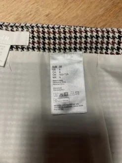 H&M minihame kukonaskelkuosi