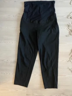 H&M suorat äitiyshousut