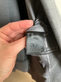 H&M todella hyväkuntoinen puku / 44