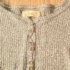 Hollister pitkähihainen