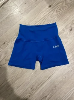 ICIW treeni shortsit