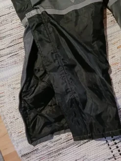 Isojen miesten talvihaalari