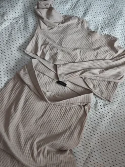 Äitiysvaate setti (hame+paita)