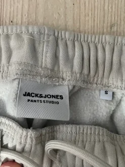 Jack & Jones kollarit