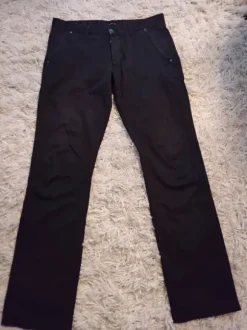 Jack&Jones farkut. Koko 31" 34"