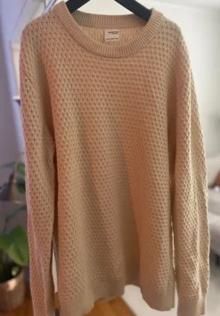 Kermanvaalea neulepaita miehet, koko XXL