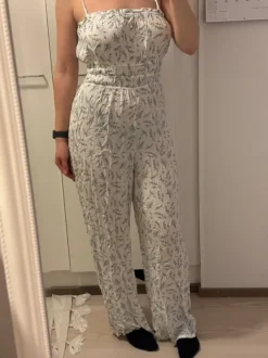 Kesäinen jumpsuit