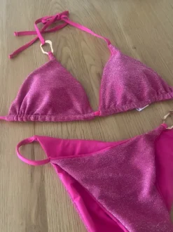 Kimaltavat bikinit 💖