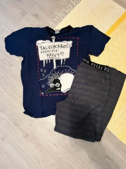 Kiroileva siili -pyjama (S)