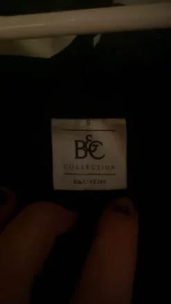 Kotiteollisuus paita | Vinted