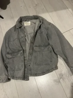 Kurtka jeansowa