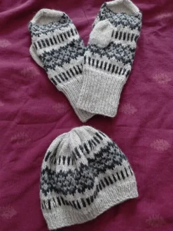 Kutomani miesten pipo ja lapaset