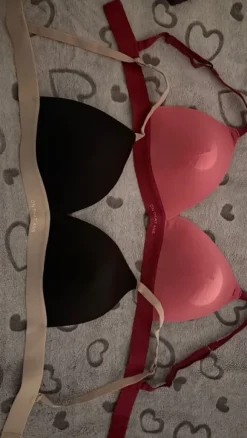 Käyttämättömät rintaliivit