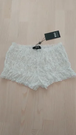 Lace shorts