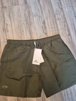 Lacoste maudymosi glaudes