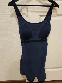 Lahkeellinen uimapuku