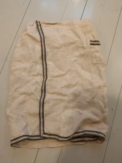 Lannepyyhe ja tossut