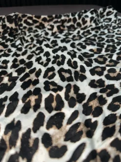 Leopardi hame
