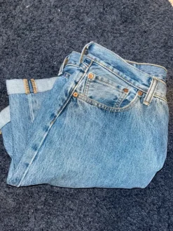 Levi straus & co. (Levis) farkkushortsit