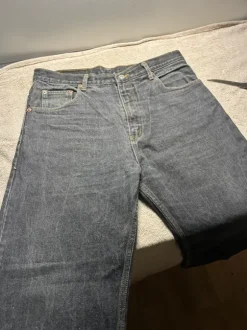 Levis 501 jeans