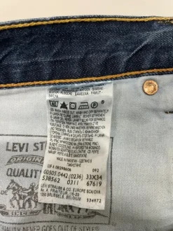 Levi's 505 jeans