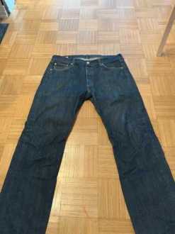 Levi’s 501 navy