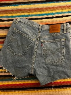 Levi's farkkushortsit