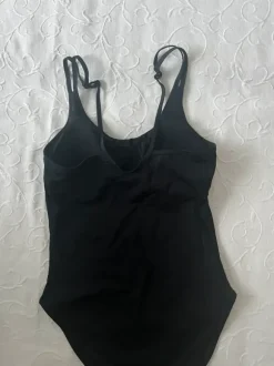 Lækker badedragt str 38