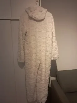 Lämmin koko haalari