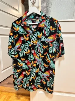 Lyhythihainen paitapusero