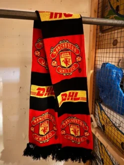 Manchester united kaulahuivi retro