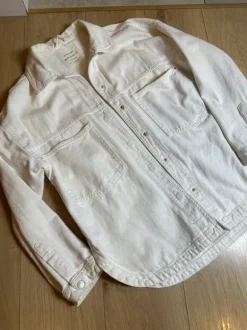 Marynarka kurtka jeansowa Stradivarius biała długa overshirt
