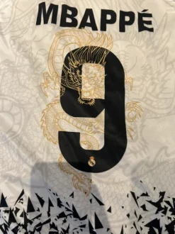 Mbappé, Real Madrid shirt