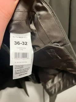 Metsänvihreä puku Dressman