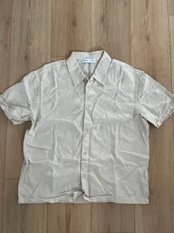 Miesten Bershka kesäpaita