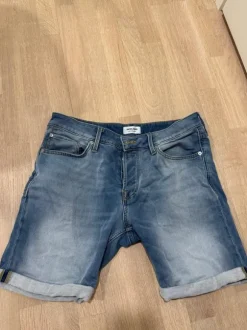 Miesten farkkushortsit