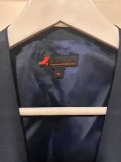 Miesten puvun liivi ja housut