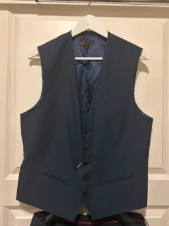 Miesten puvun liivi ja housut