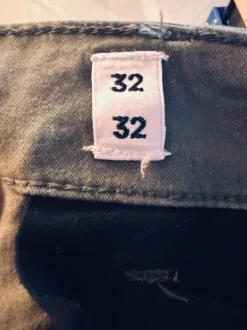 Miesten reisitaskuhousut 32/32