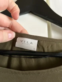 m/l kokoisia äitiystunikoita/ mekkoja