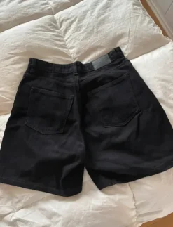 Monkin farkkushortsit