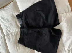 Monkin farkkushortsit