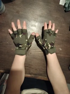 motorcycle gloves
