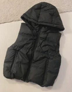 Muhkea ja paksu toppaliivi