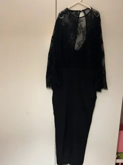 musta jumpsuit/ onepiece