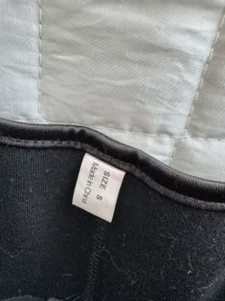 Musta korsetti / Waist trainer 3 hakasella