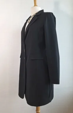 Musta pitkä paitajakku bleiseri paita jakku pitkähihainen joustava