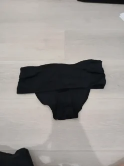 Mustat bikinin alaosat