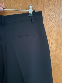 Mustat shortsit, uudet