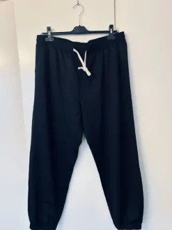 Mustat verkkarit XXL